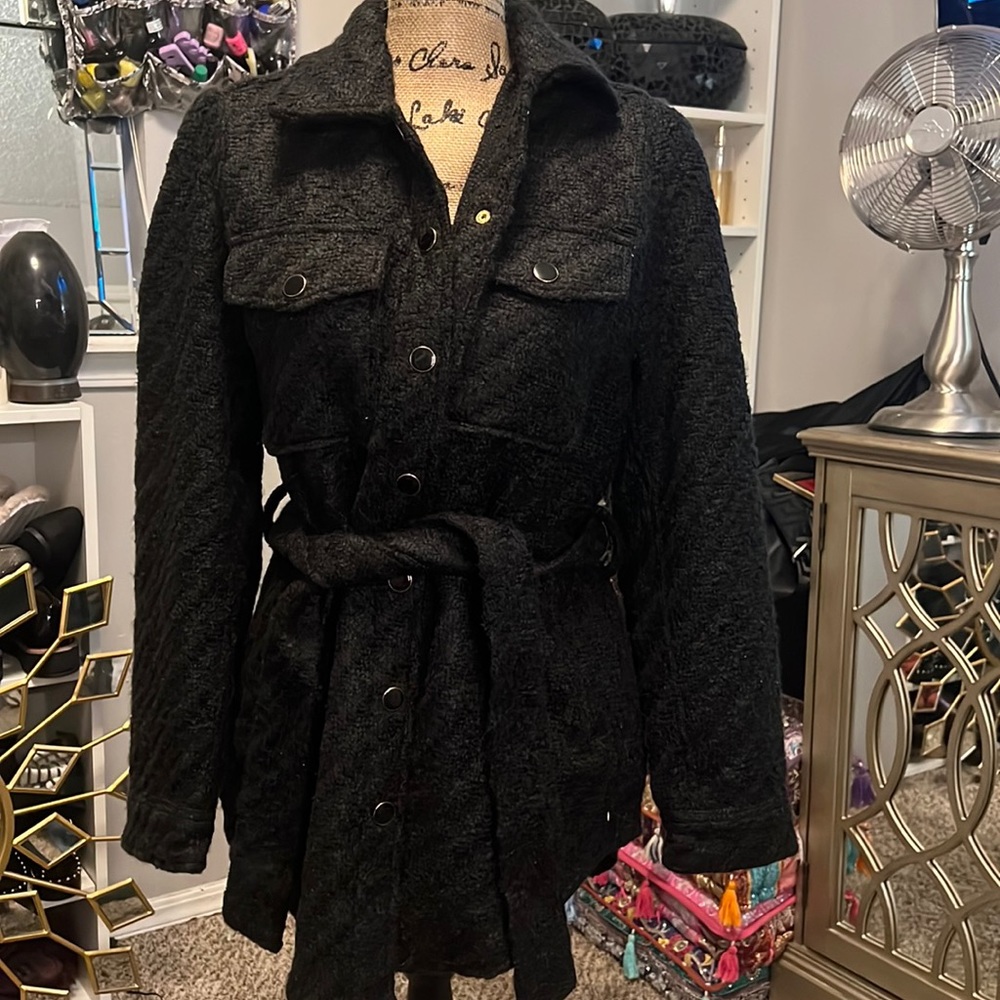 New with tags, Twill Boucle Puff Sleeve Tie Waist Oversized Shacket, Black